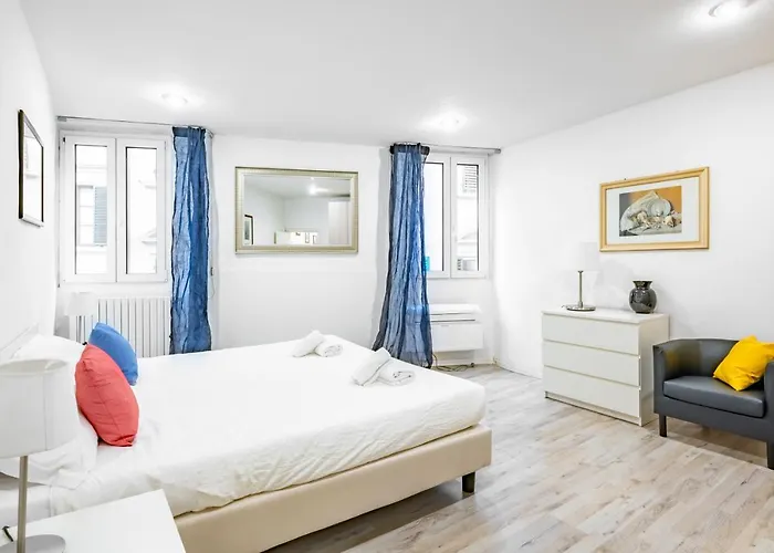 Appartement Guesthost - Sant'ambrogio - Your Hideaway *